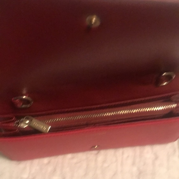 Authentic Red and pink Danier Leather wallet - Picture 5 of 5